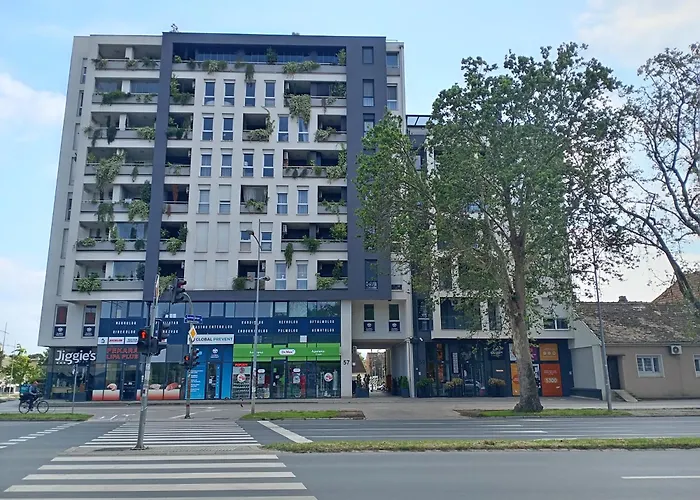 Vera\'S Place